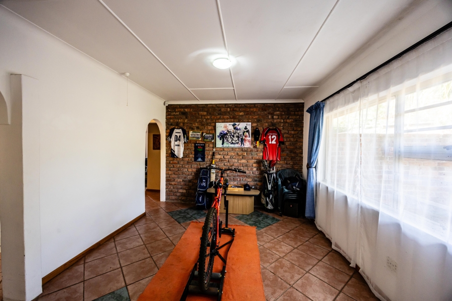 4 Bedroom Property for Sale in Beacon Bay Eastern Cape